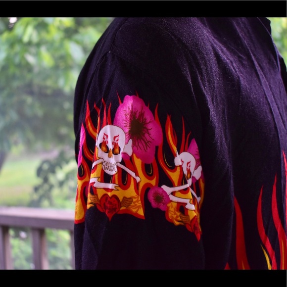 Stylish Button Down Shirt - Picture 3 of 3